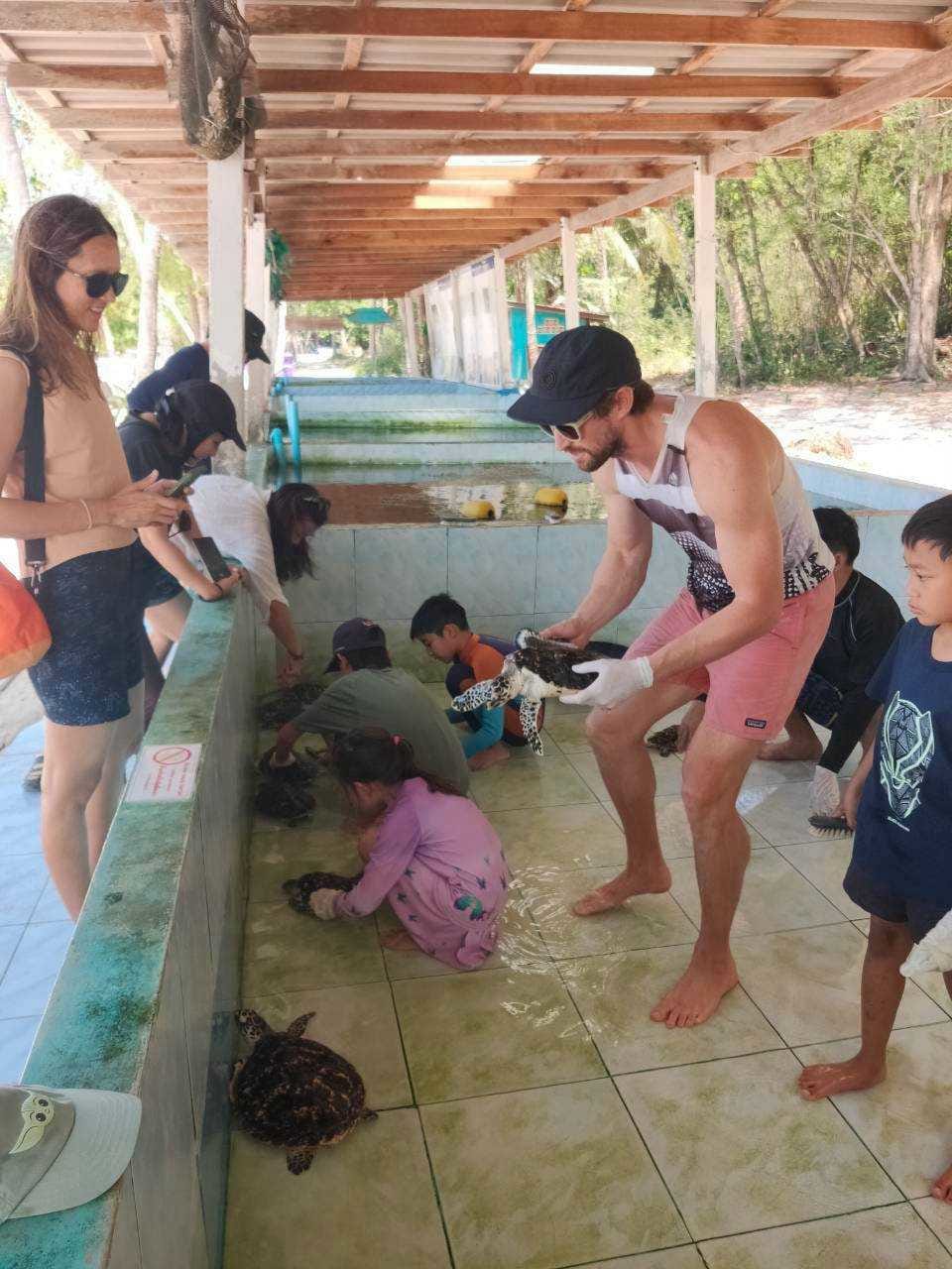 Kids helping at the turtle nursery