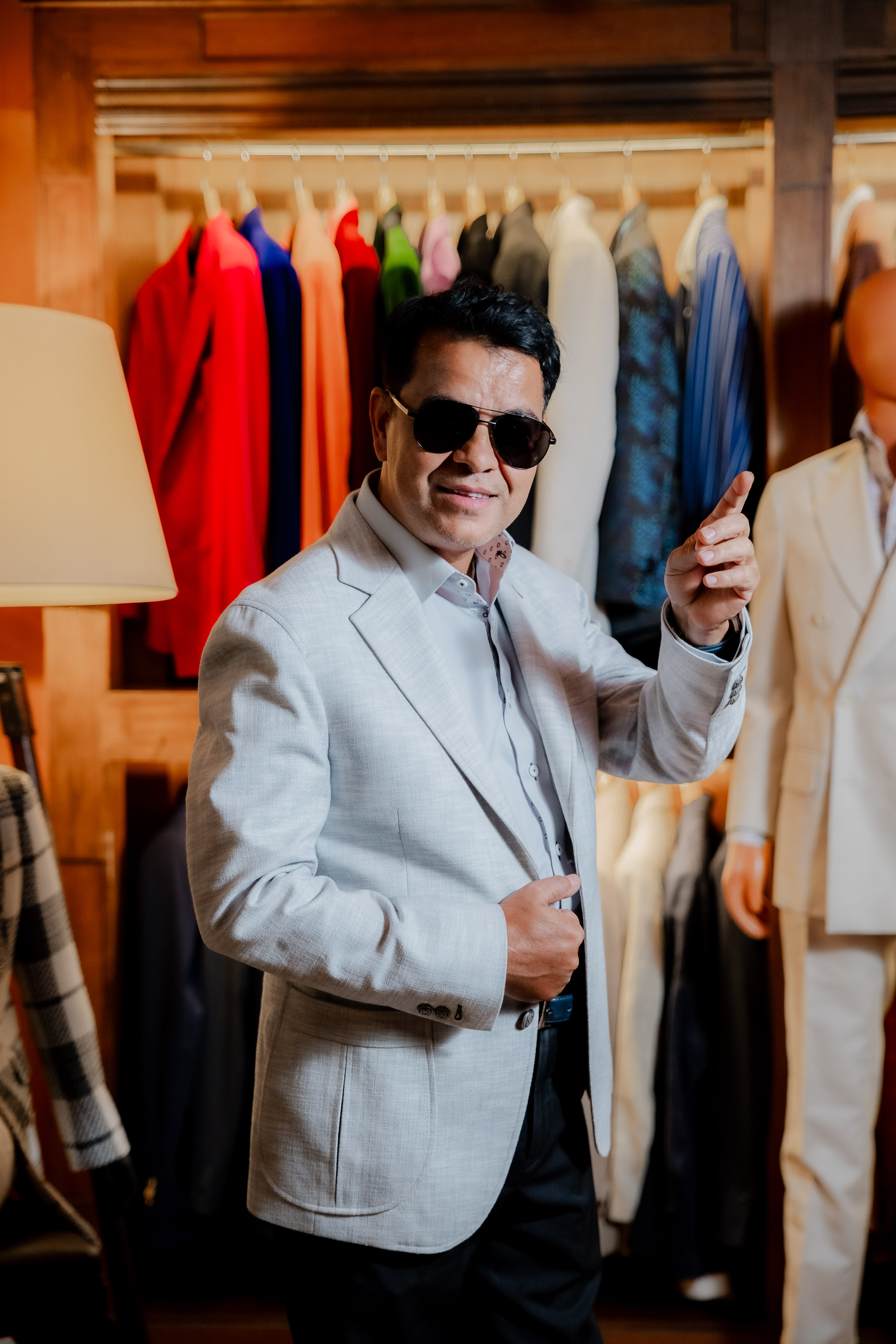 Mike & Co Tailor - bespoke style
